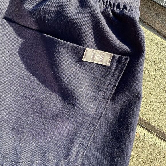 FIGS Women XS Navy Zamora Jogger Scrub Pants Medical Comfort Designer Luxury - Picture 8 of 9